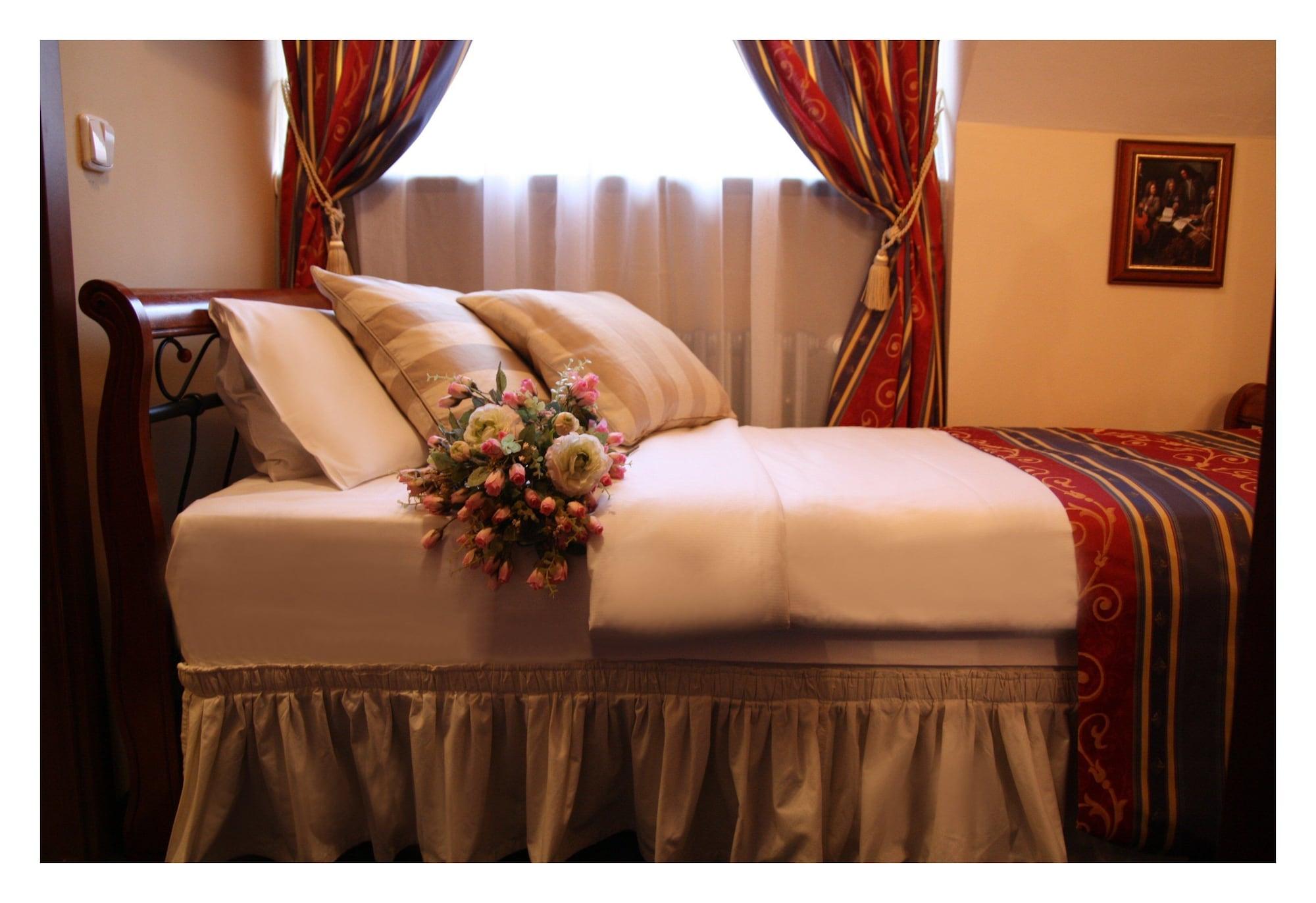 Golden Age Hotel