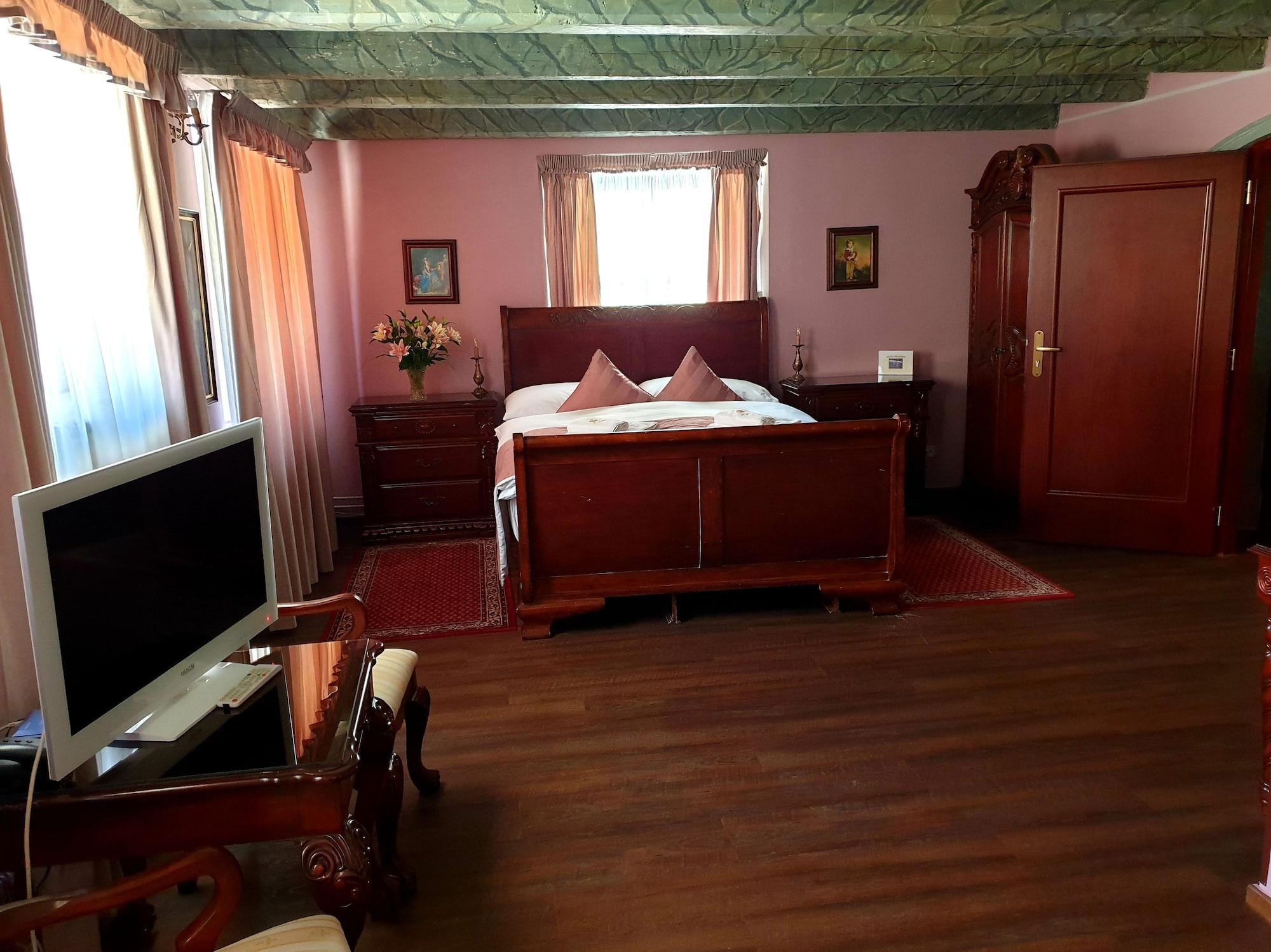 Hotel Golden Age