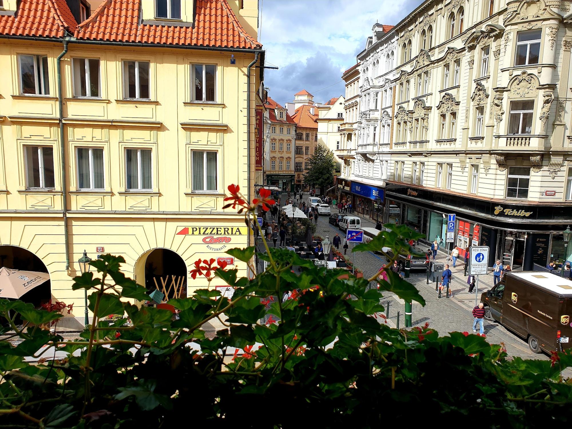 Hotel Golden Age